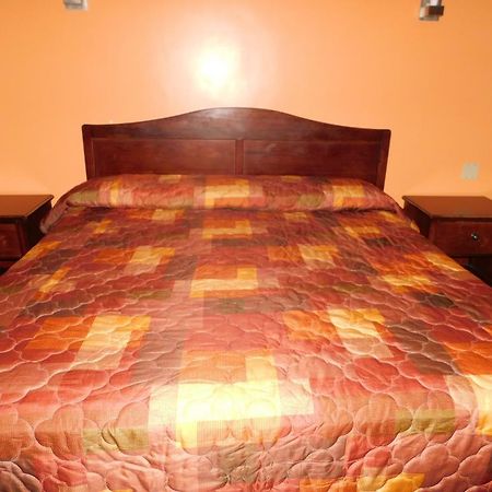 Hotel Vicenza Monmouth Junction Екстер'єр фото