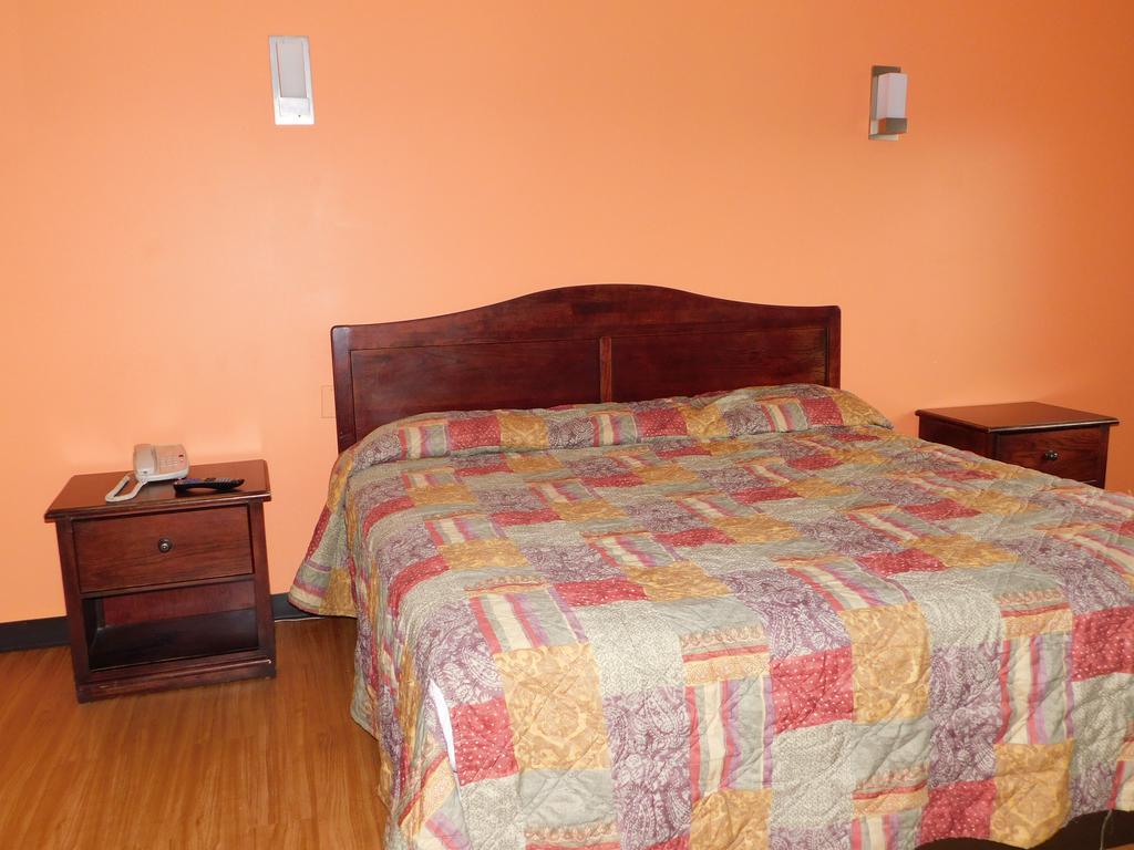 Hotel Vicenza Monmouth Junction Екстер'єр фото